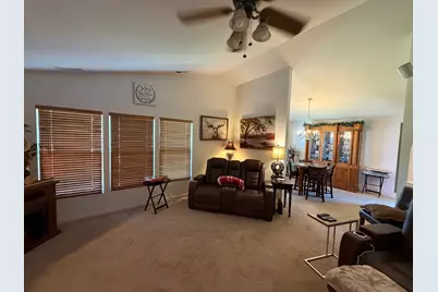 465 Metropolitan Street, Aurora, IL 60502 - Photo 8