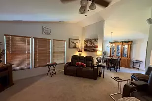 465 Metropolitan St, Aurora, IL 60502 - Photo 8