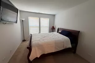 465 Metropolitan St, Aurora, IL 60502 - Photo 14