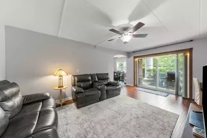 809 E Miner Street #1B, Arlington Heights, IL 60004 - Photo 12