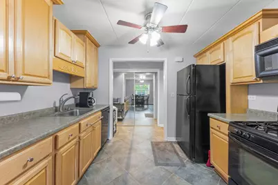 809 E Miner Street #1B, Arlington Heights, IL 60004 - Photo 8