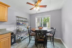 809 E Miner St, Arlington Heights, IL 60004 - Photo 6