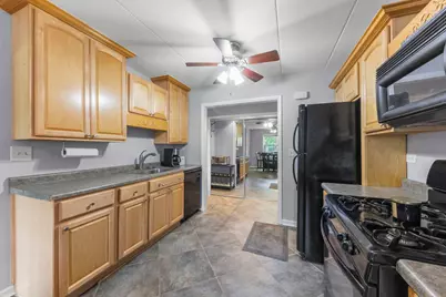 809 E Miner Street #1B, Arlington Heights, IL 60004 - Photo 4