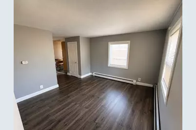 1037 Glenn Drive #B, North Chicago, IL 60064 - Photo 4