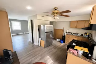 1037 Glenn Dr, North Chicago, IL 60064 - Photo 8