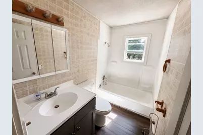 1037 Glenn Drive #B, North Chicago, IL 60064 - Photo 12