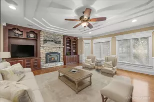 434 W Benton Ave, Naperville, IL 60540 - Photo 10