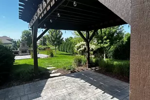 1909 Constitution St, Sycamore, IL 60178 - Photo 28