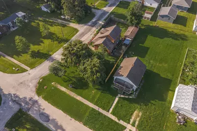 403 W Owsley Street, Chenoa, IL 61726 - Photo 40