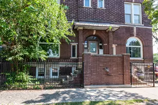 1533 W Leland Ave, Chicago, IL 60640 - Photo 2