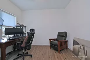 2490 Olivia Ct, Wauconda, IL 60084 - Photo 2