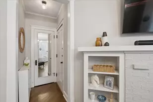1969 W Winona St, Chicago, IL 60640 - Photo 2