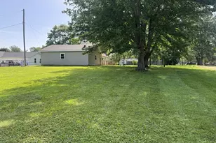 101 N Vermillion St, Troy Grove, IL 61372 - Photo 20