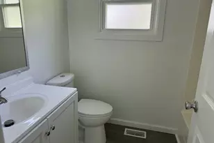 101 N Vermillion St, Troy Grove, IL 61372 - Photo 14