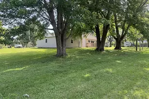 101 N Vermillion St, Troy Grove, IL 61372 - Photo 18