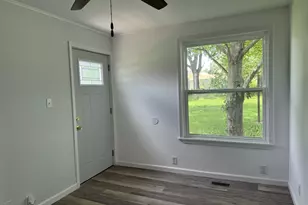 101 N Vermillion St, Troy Grove, IL 61372 - Photo 2