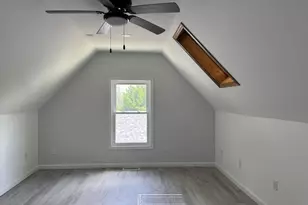 101 N Vermillion St, Troy Grove, IL 61372 - Photo 12