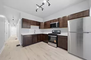 541 N Lawndale Ave, Chicago, IL 60624 - Photo 6