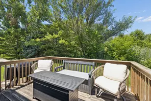 16236 Golf View Dr, Lockport, IL 60441 - Photo 2