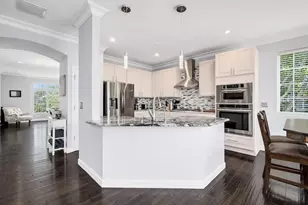 332 Castle Cir, Carol Stream, IL 60188 - Photo 8