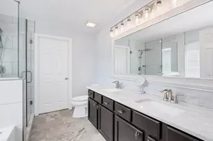 332 Castle Cir, Carol Stream, IL 60188 - Photo 18