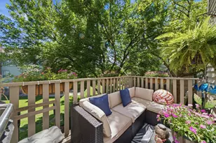 1749 Eastwood Ct, Schaumburg, IL 60195 - Photo 26