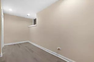 1635 N Ashland Ave, Chicago, IL 60622 - Photo 10