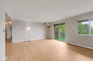 535 S Cleveland Ave, Arlington Heights, IL 60005 - Photo 8
