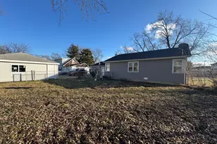 5550 W 85th St, Burbank, IL 60459 - Photo 12