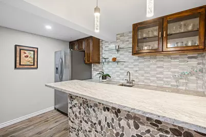 740 N Michigan Street, Elmhurst, IL 60126 - Photo 18