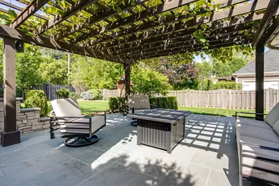 634 E Sunnyside Avenue, Libertyville, IL 60048 - Photo 48