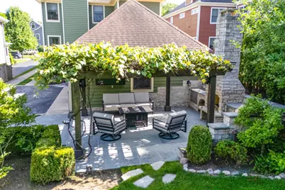 634 E Sunnyside Avenue, Libertyville, IL 60048 - Photo 52
