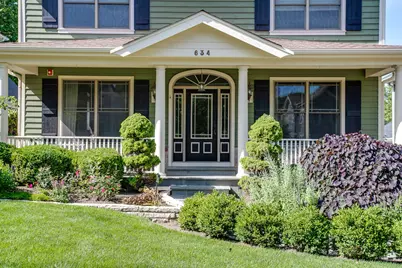 634 E Sunnyside Avenue, Libertyville, IL 60048 - Photo 2
