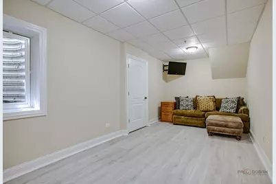 634 E Sunnyside Avenue, Libertyville, IL 60048 - Photo 42