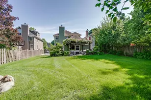 634 E Sunnyside Ave, Libertyville, IL 60048 - Photo 50