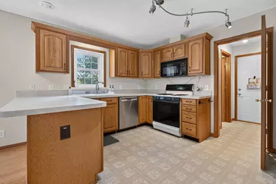 2607 Little Bluestem Road, Morris, IL 60450 - Photo 24