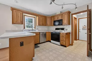 2607 Little Bluestem Rd, Morris, IL 60450 - Photo 24
