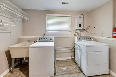 514 S Yale Avenue, Villa Park, IL 60181 - Photo 14