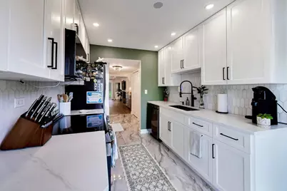 1714 Northfield Square #B, Northfield, IL 60093 - Photo 14