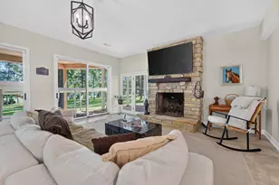 41W438 Barlow Dr, Saint Charles, IL 60175 - Photo 40