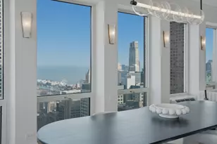 111 E Chestnut St, Chicago, IL 60611 - Photo 24