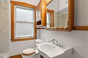 2948 W Wilson Ave, Chicago, IL 60625 - Photo 18