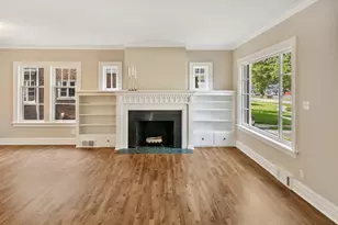 622 Sexton St, Aurora, IL 60505 - Photo 4