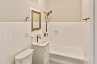 622 Sexton St, Aurora, IL 60505 - Photo 26