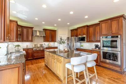 15 Eagle Ridge Drive, Hawthorn Woods, IL 60047 - Photo 22