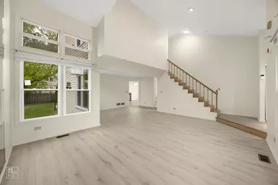 1002 Hobson Drive, Buffalo Grove, IL 60089 - Photo 10