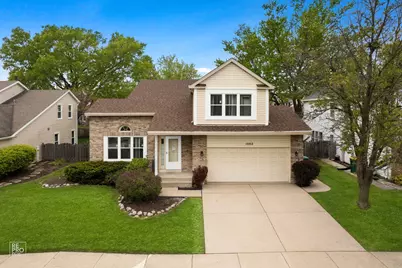 1002 Hobson Drive, Buffalo Grove, IL 60089 - Photo 1