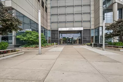 600 N Lake Shore Drive #2411, Chicago, IL 60611 - Photo 2