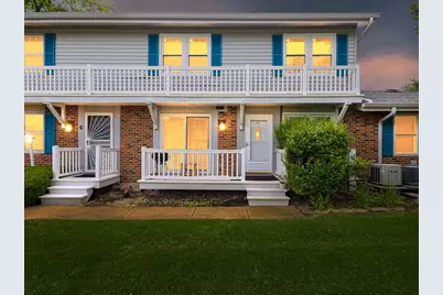 306 Milton Court #B, Bloomingdale, IL 60108 - Photo 2