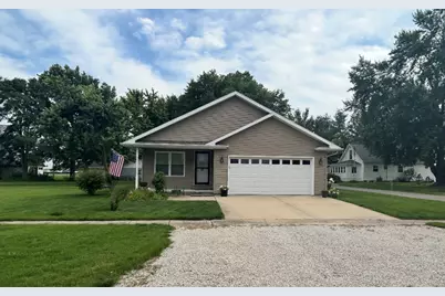 209 W Washington Street W, Fithian, IL 61844 - Photo 1